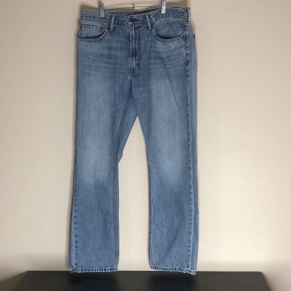 😎!!Levi's medium wash Men's boot cut Jeans size 36/34